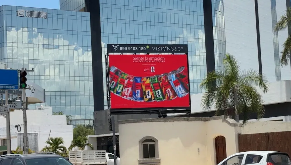 Publicidad Digital en Parada de Autobús